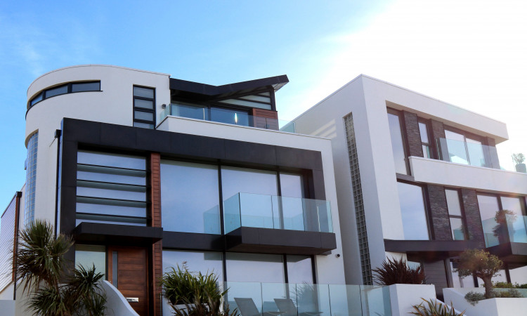 Finding a Suitable Condo to Live as a Newcomer in Toronto