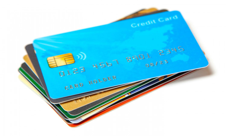 How do credit cards play an important role in building a good CIBIL score?