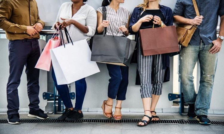 Major Reasons for Buying Men's Designer Clothes from Online Clothing Stores