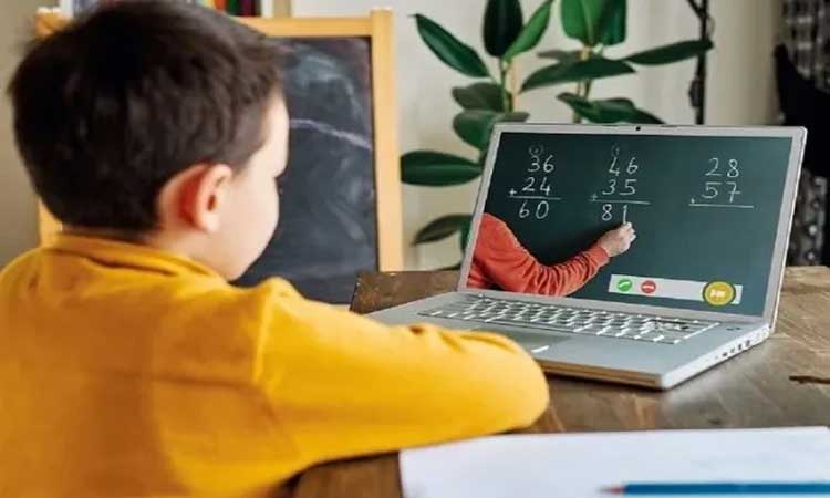 Teaching an online class during the global crisis