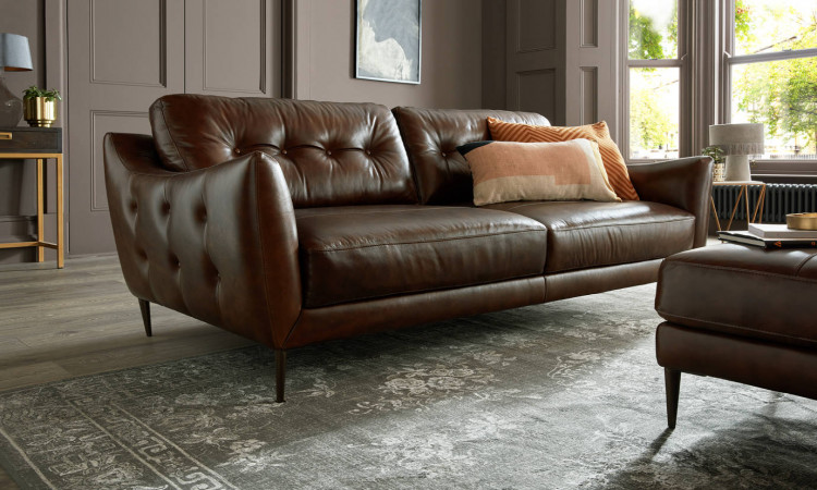 7 Benefits Of Leather Sofa And Upholstered Furniture