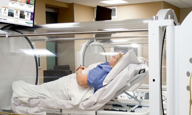 Hyperbaric Oxygen Therapy: Doctors Use a Medley of Tools to Combat COVID-19