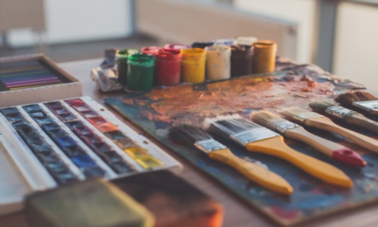 Read This Before Getting Into Arts And Crafts