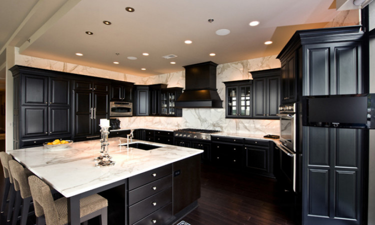 10 House Paint Ideas for Dark Kitchen Cabinets
