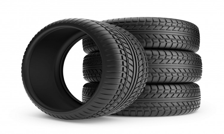 Things You Should Look For Before Buying New Tyres