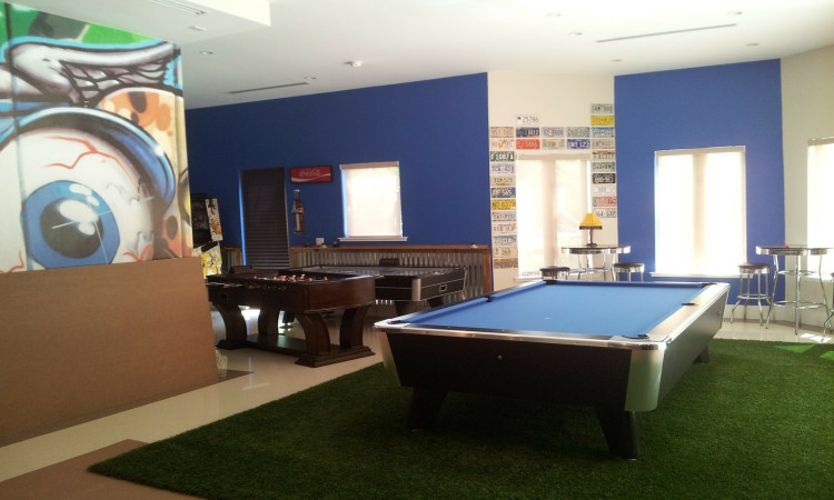 New to Seattle? All the ways a game room helps you make friends