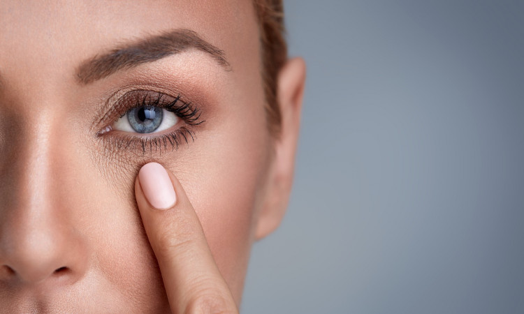 9 Great Ways to Get Rid of Dark Circles Before Your Wedding