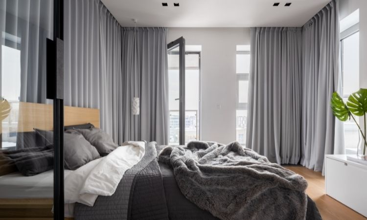 Stylize Your Window Treatment By Choosing Perfect Draperies for your Rooms