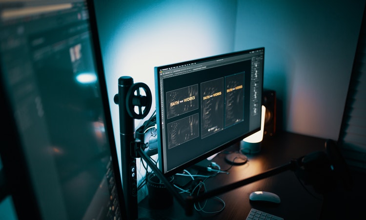 10 Factors to Consider When Selecting A Monitor