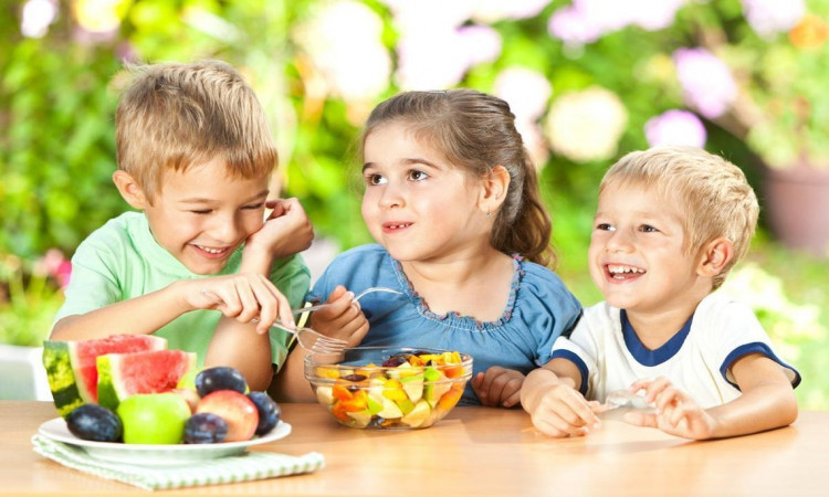 Maintain a Healthy Lifestyle for Your Kids - Five Tips for Parents 