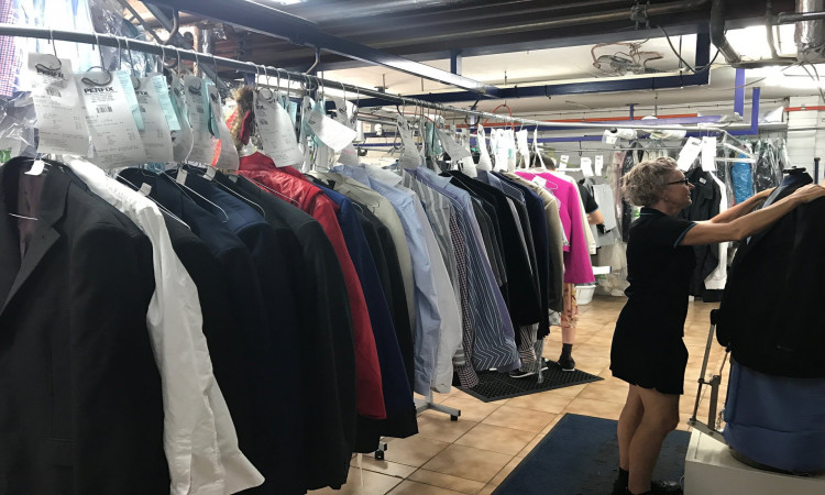 Dry cleaner tricks exposed: Expert house dry cleansing alternatives