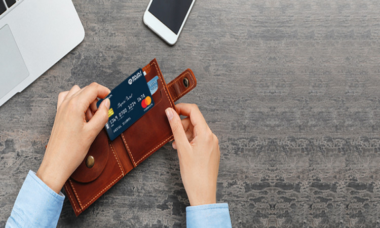 How to apply for the Bajaj credit card that suits your daily spending?